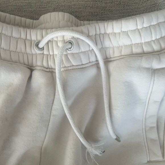 Abercrombie & Fitch Joggers - Picture 3 of 3